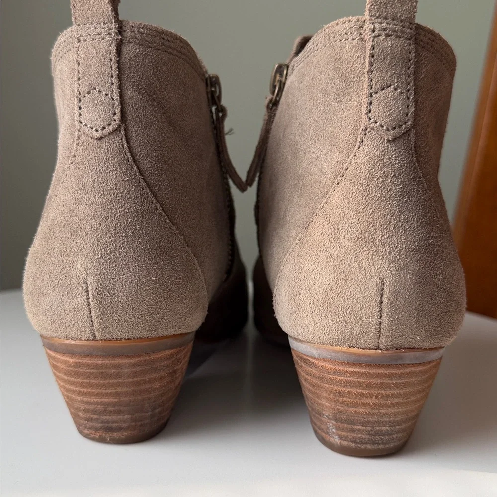 Timberland khaki suede ankle boots Ortholite Insole Side Zipper